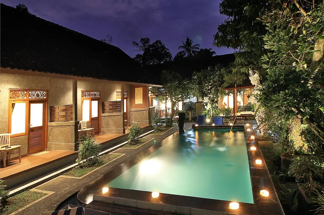 בית הארחה מלון אובוד Jerogadung House
